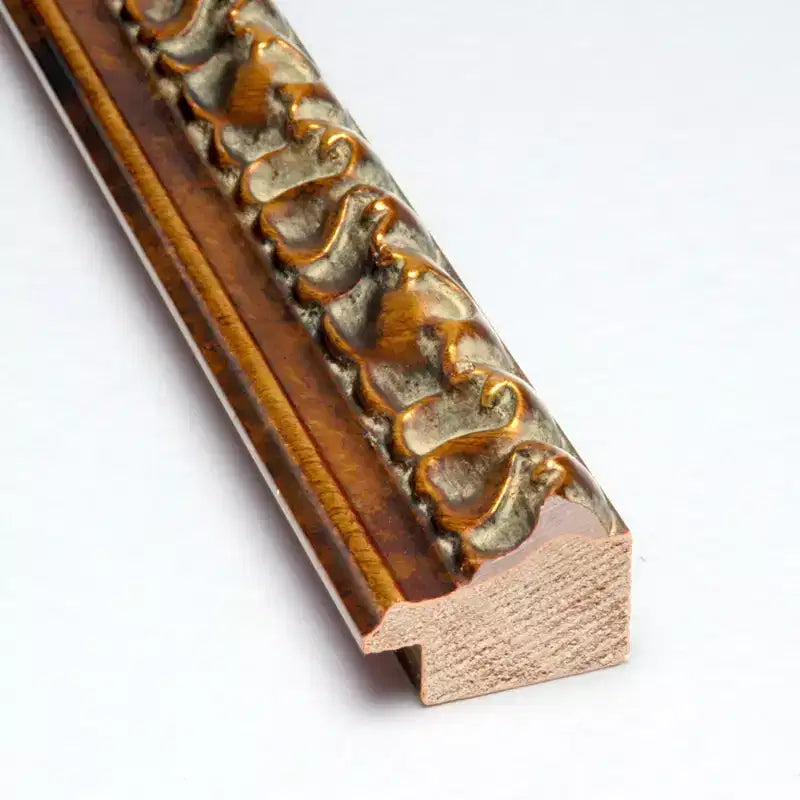 Espejo de pared de madera de bronce antiguo de 28" x 28" sin bisel