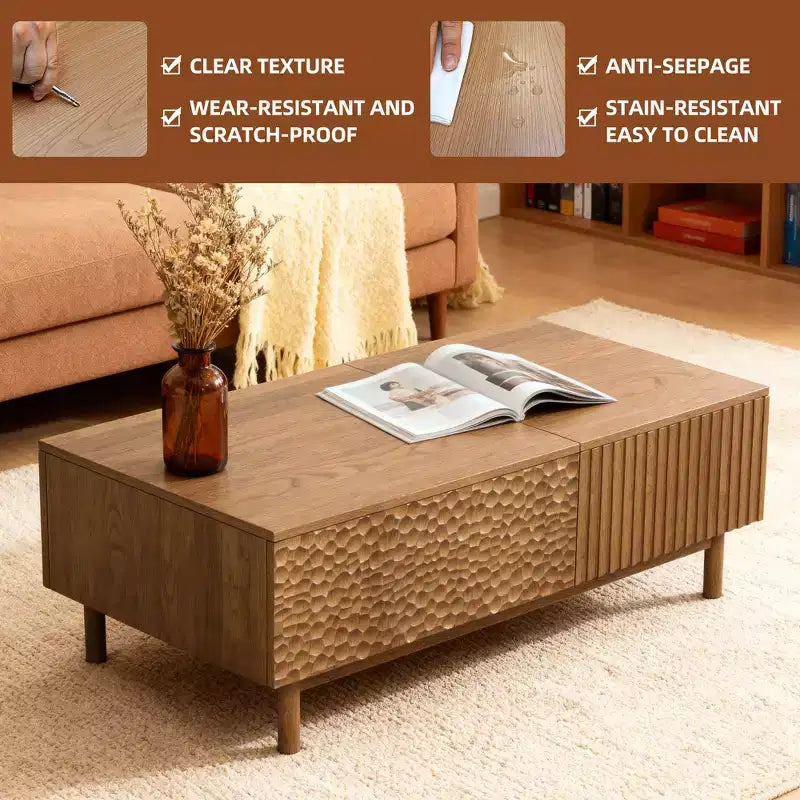 Tavolino da salotto moderno scanalato con piano sollevabile, contenitore nascosto e cassetti con texture artigianale