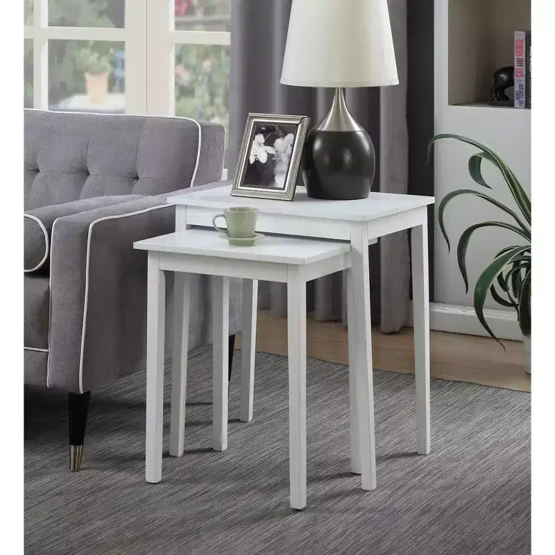 Mesa auxiliar rectangular de madera con superficie blanca, 26,25 pulgadas de alto, 1 pieza