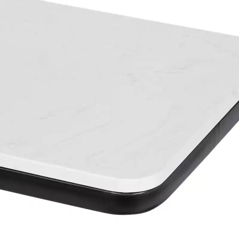 Mesa auxiliar C decorativa de mármol cultivado y metal